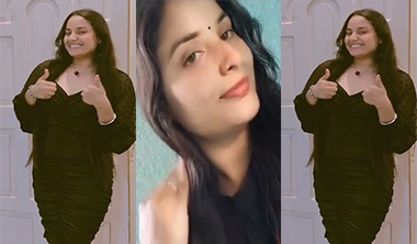 Horny Wife Showing Asshole & Fingering Pussy Video Call